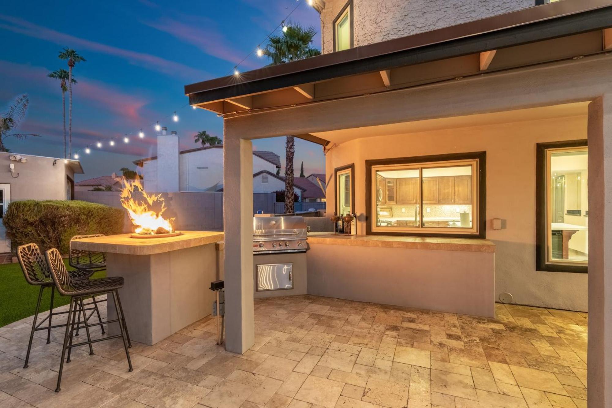 Zion Mirage Kierland Pool Firepit Dog Friendly